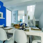 Villa Blue Diamond