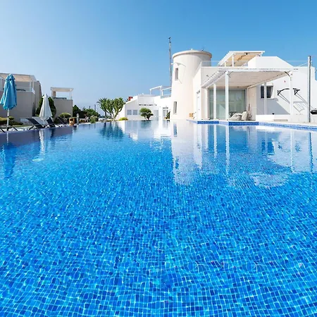 Blue Diamond Villa *