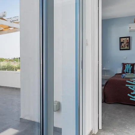 Villa Blue Diamond