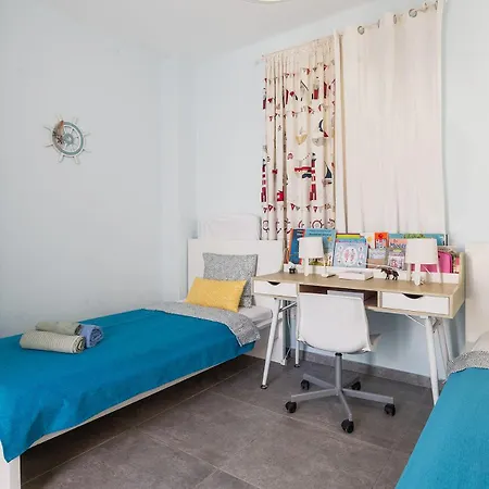 Villa Blue Diamond
