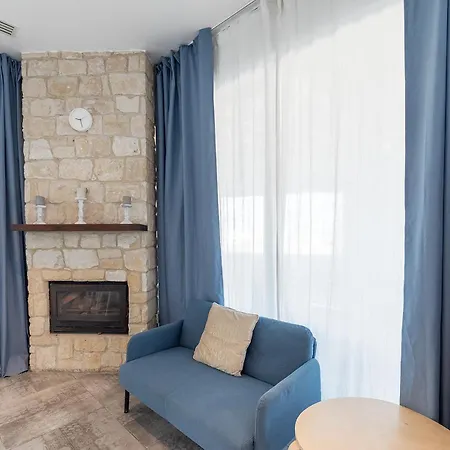 Blue Diamond Paphos