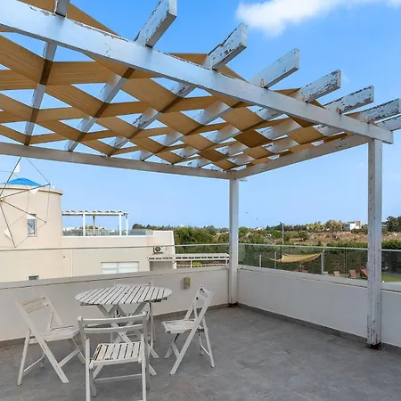 וילה Blue Diamond *