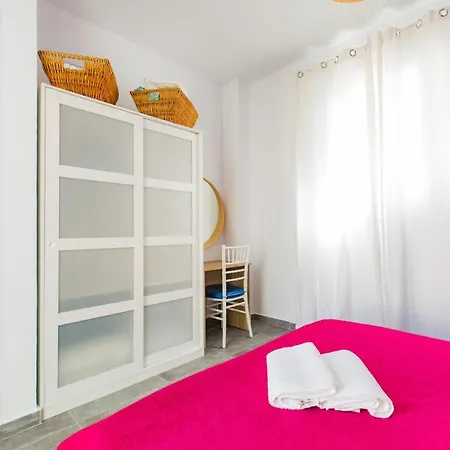 Blue Diamond פאפוס