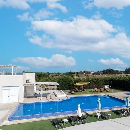 Blue Diamond * Пафос