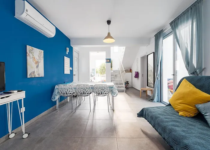 Blue Diamond Villa *