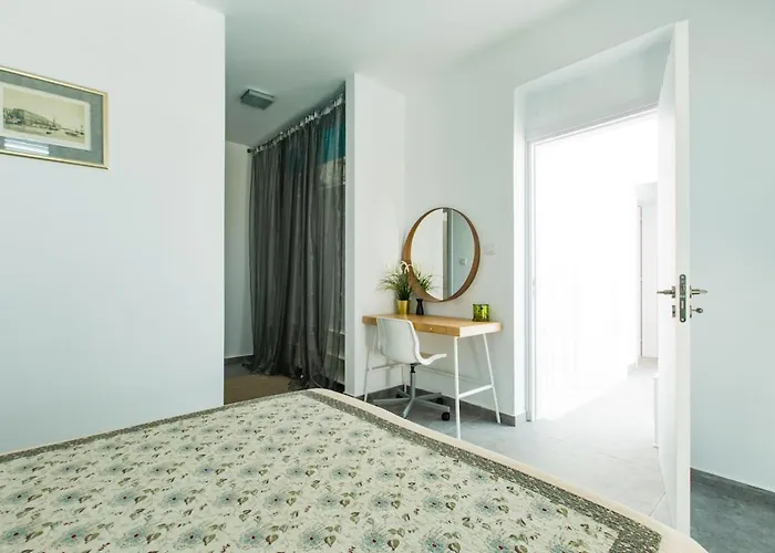 Blue Diamond Villa *